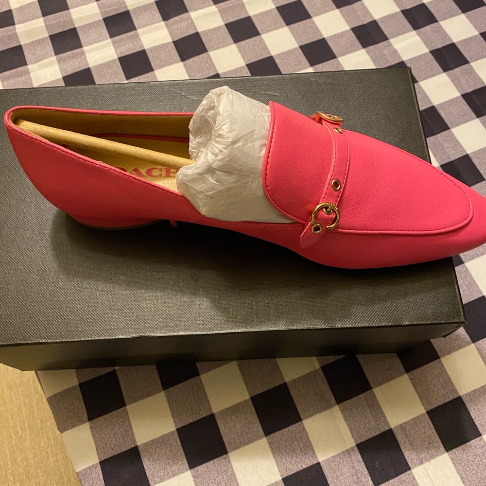 Loafer coach